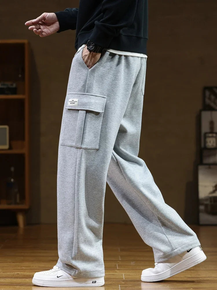 Women's Cargo Sweatpants - Relaxed Fit