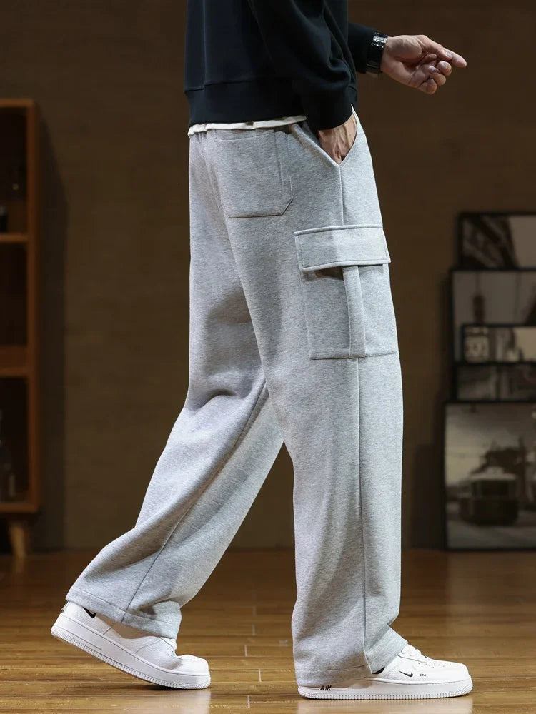 Women's Cargo Sweatpants - Relaxed Fit