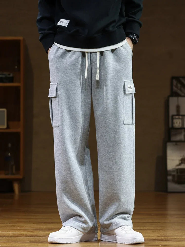 Women's Cargo Sweatpants - Relaxed Fit