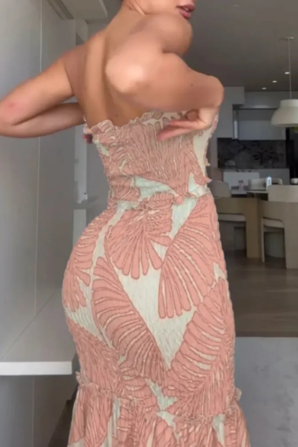 Women's Tropical Print Strapless Ruched Maxi Dress - Summer Beach